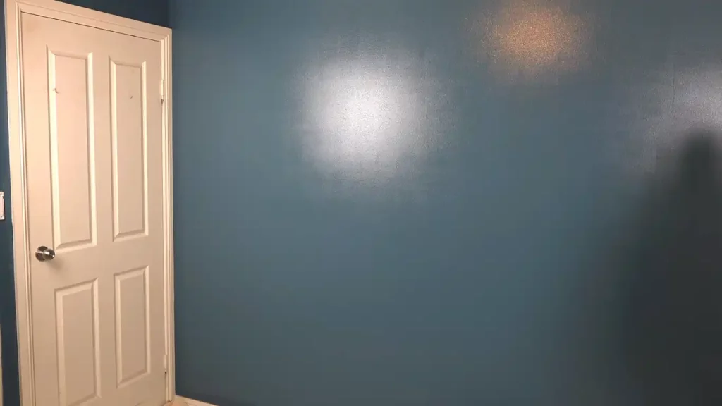 Soft sheen on wall after dry