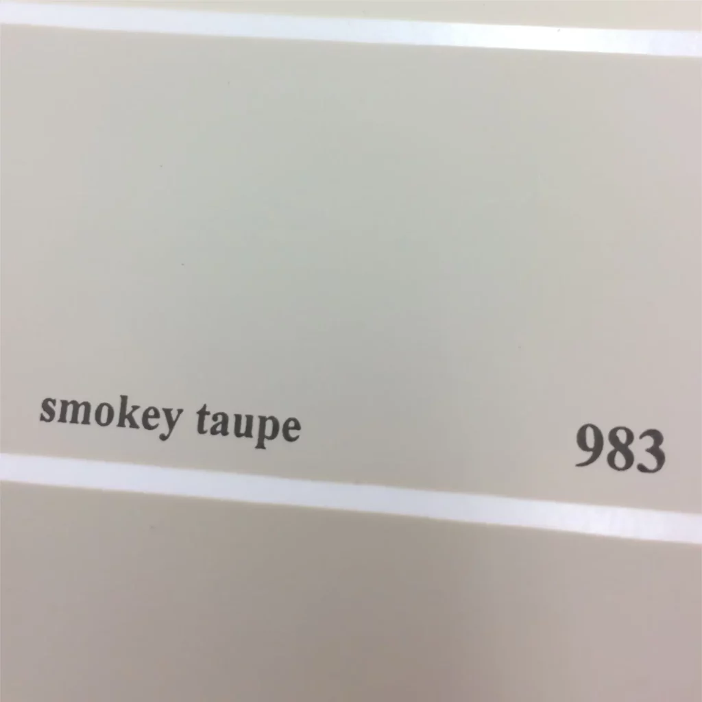 Smokey taupe - 983